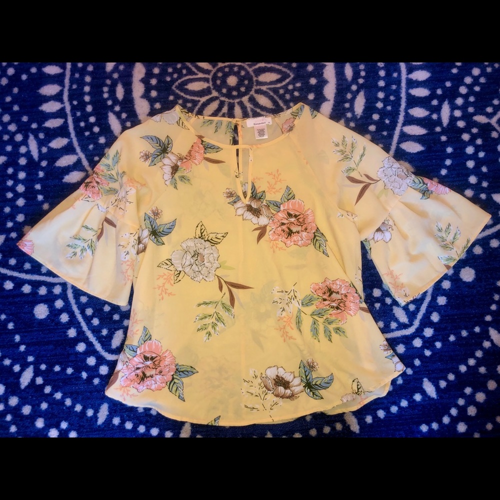 Yellow chiffon flower printed blouse with keyhole
